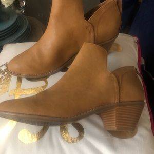 Women’s Bootie